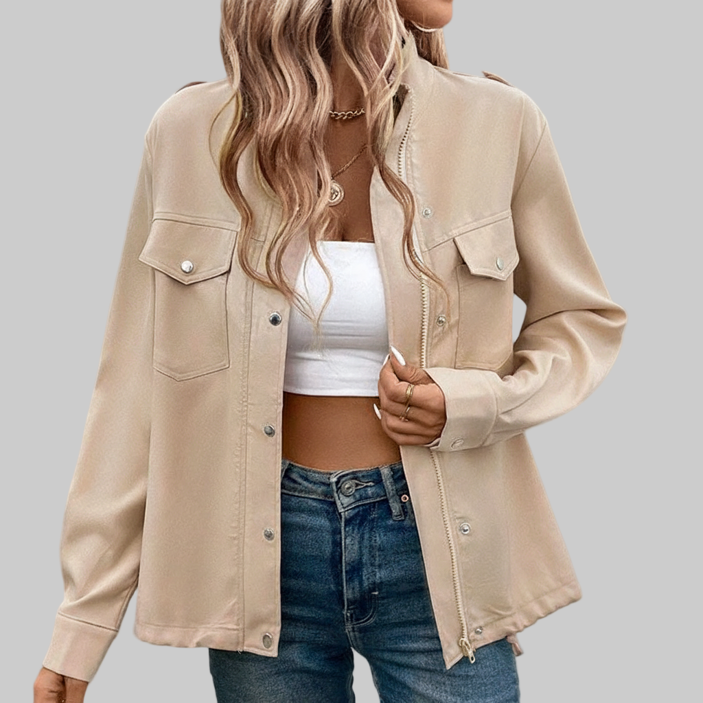 Beige Jack met Opstaande Kraag en Borstzakken