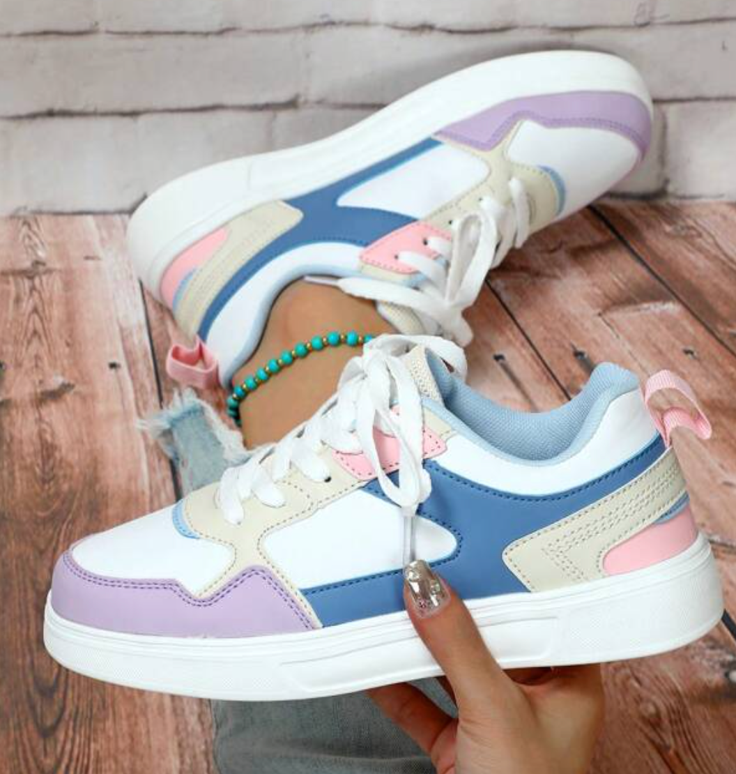 Emora Nova - Trendy Dames Sneakers - Retro Stijl