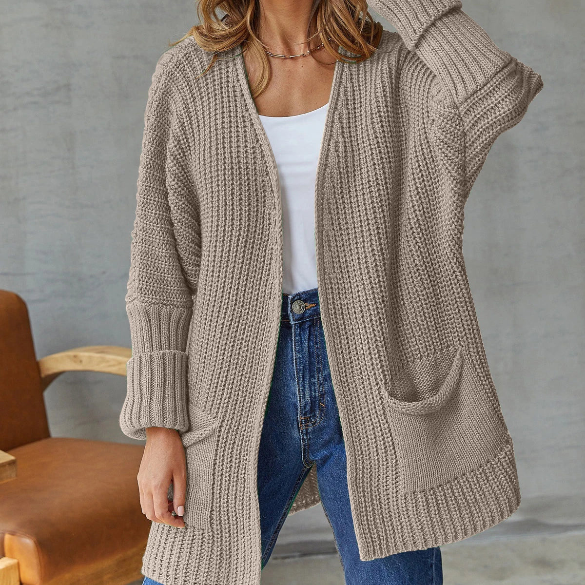 Lange Gebreide Cardigan – Dikke Ribsteek Mouwen