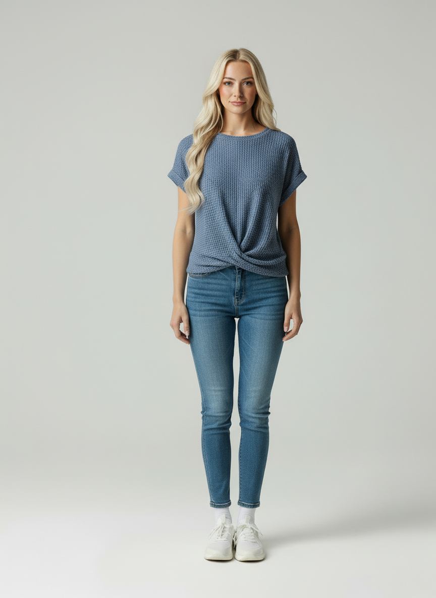 Emora Nova - Casual Chic Wafel Gebreide Top met Knoopdetail