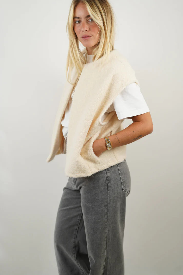 Textuur Vest – Luxe Mohairmix met Oversized Pasvorm