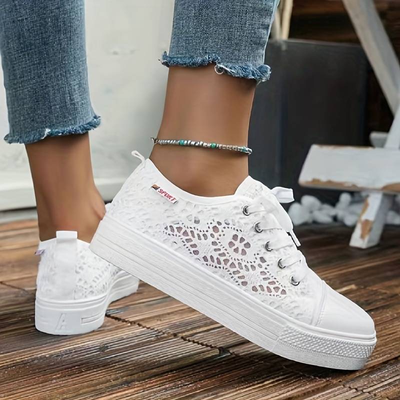 Ademende Platte Sneaker – Elegante Mesh-Bovenkant