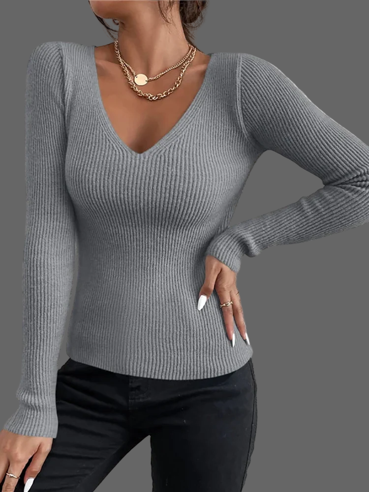 Ribgebreide Trui met Diepe V-Hals – Nauwsluitend Model
