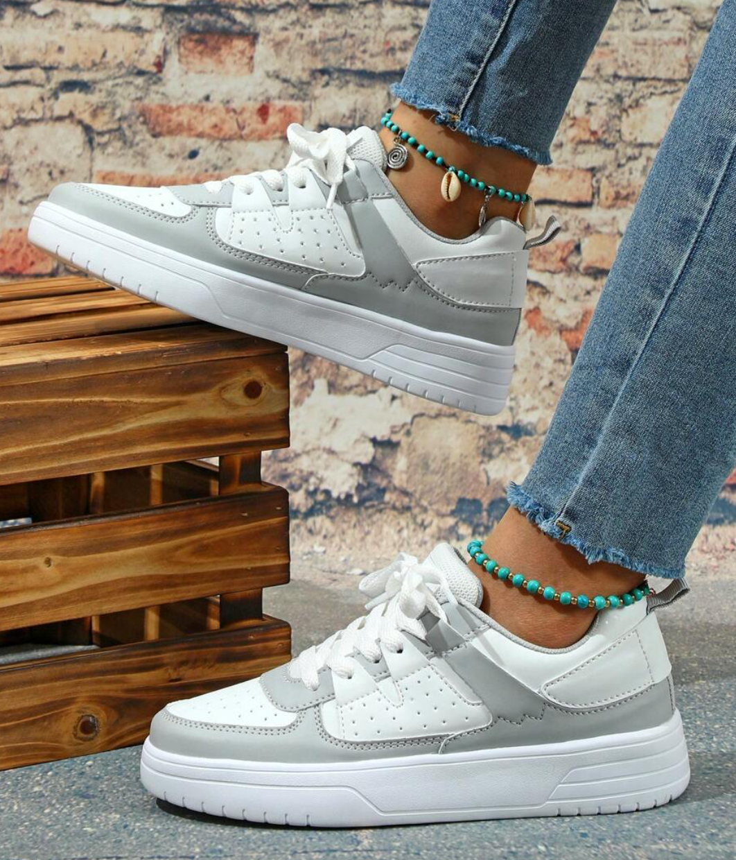 Emora Nova - Trendy Dames Sneakers - Retro Stijl