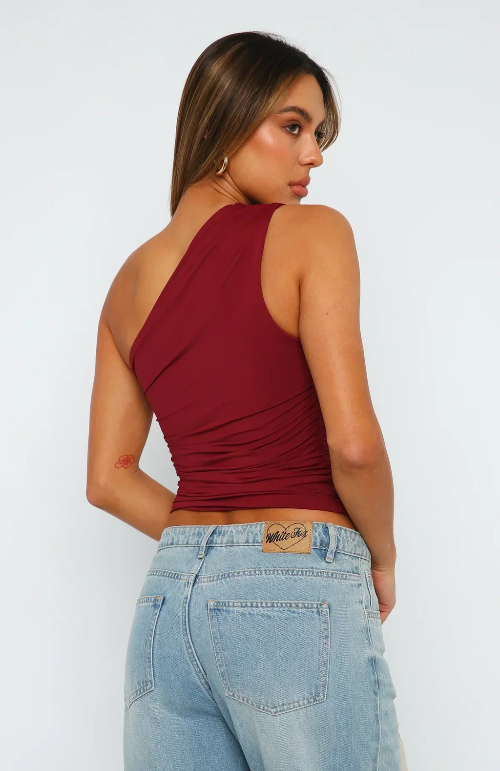 Emora Nova - Chique Dames One-Shoulder Top met Ruches - Avondkleding
