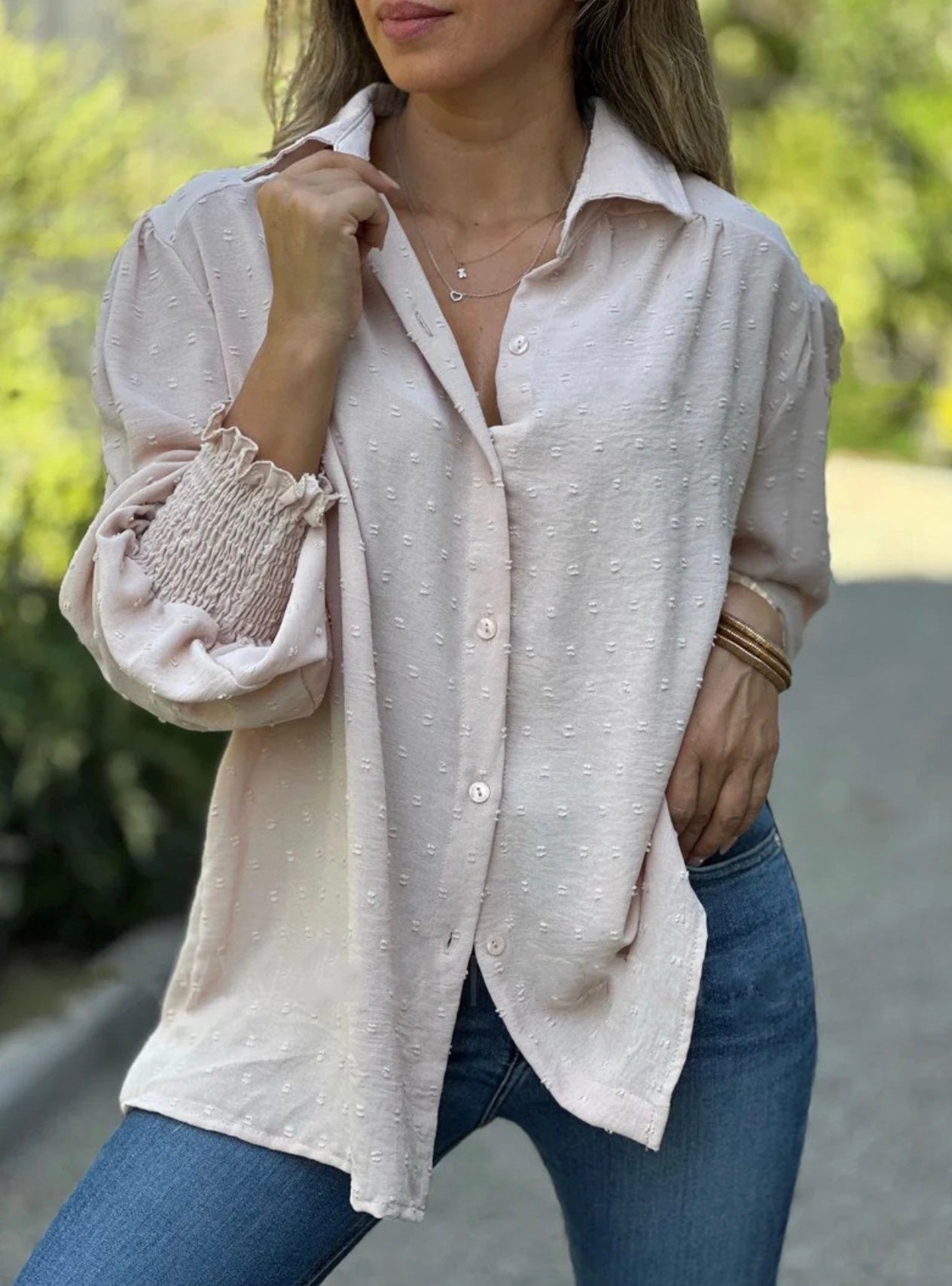 Emora Nova - Stijlvolle Dames Blouse met Pofmouwen en Ruffle Detail