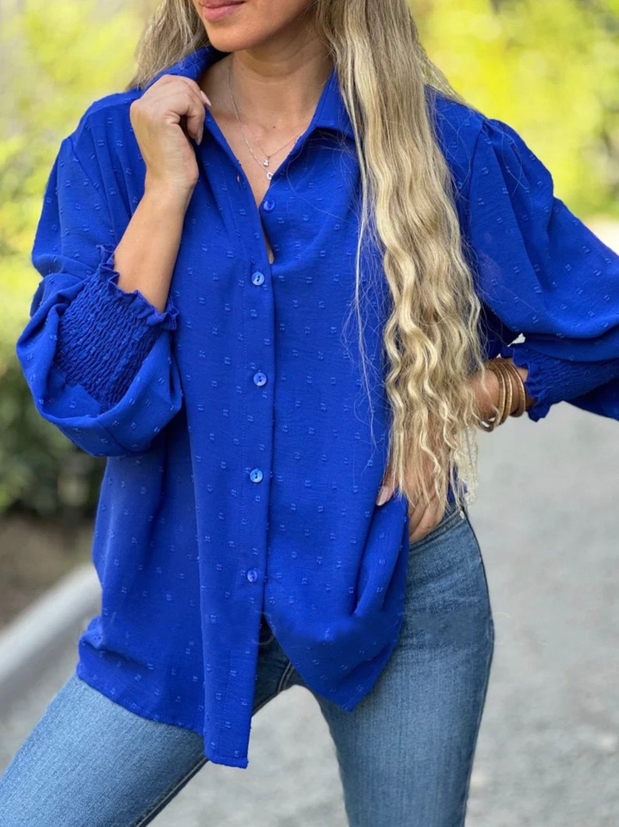 Emora Nova - Stijlvolle Dames Blouse met Pofmouwen en Ruffle Detail