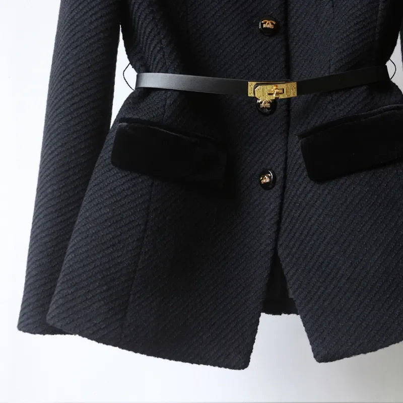 Chic Dames Blazer met Tweed Textuur en Gouden Knopen