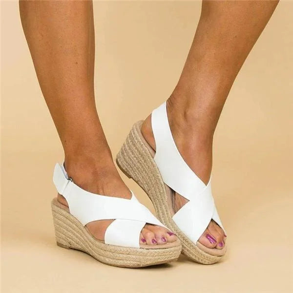 Emora Nova - Zomerse Espadrille Sandalen met Gekruiste Bandjes