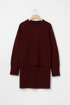 Bordeaux Gebreide Set – Relaxte Trui & Rok