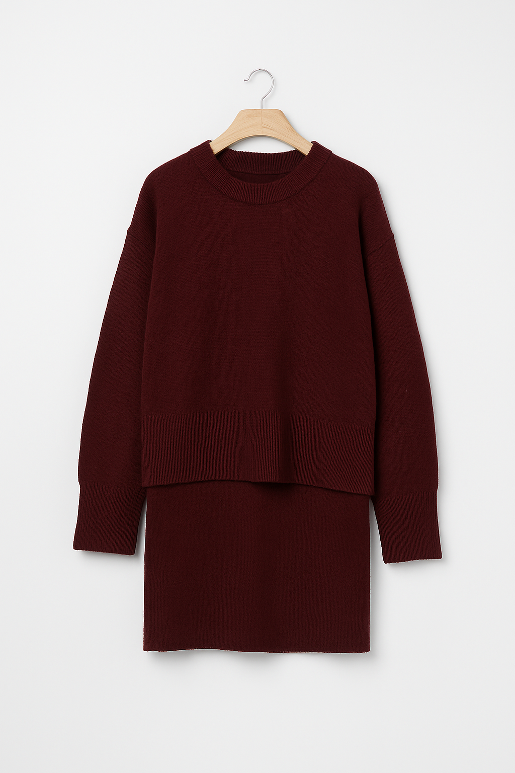 Bordeaux Gebreide Set – Relaxte Trui & Rok