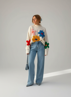 Gebreide Trui – Gedetailleerde Bloemenapplicaties