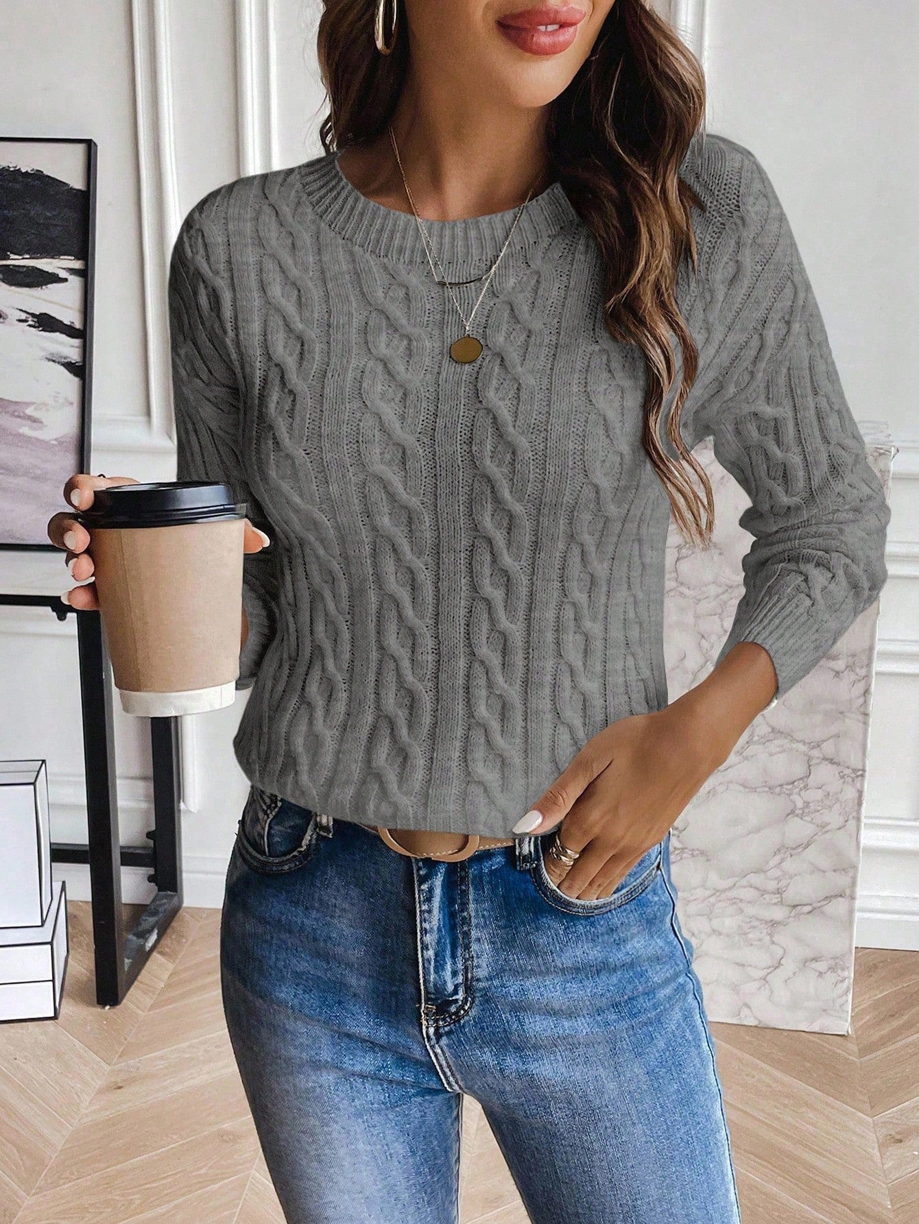 Gebreide Trui – Klassiek Kabelpatroon Grijs