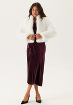 Kort Namaakbont Jasje – Luxueuze Pluche Textuur