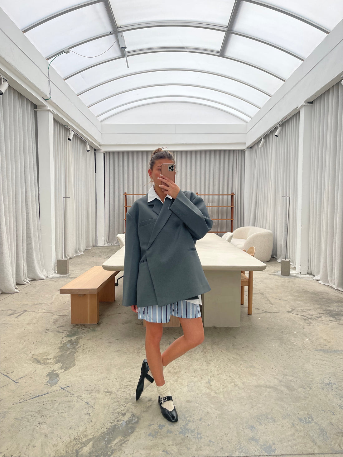 Emora Nova - Hedendaagse Vrouw Oversized Blazer - Wolmix